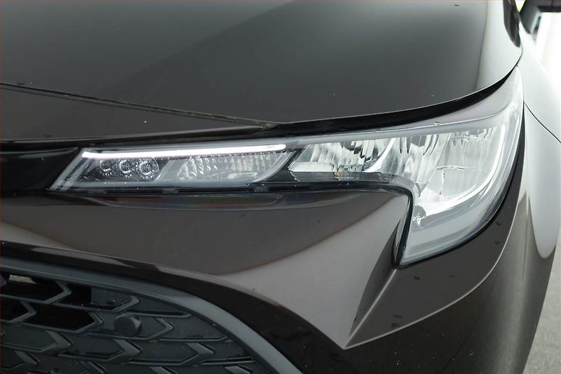 Toyota Corolla (2023) 1.8 Hybrid, digi klima - fotka 23 z 24