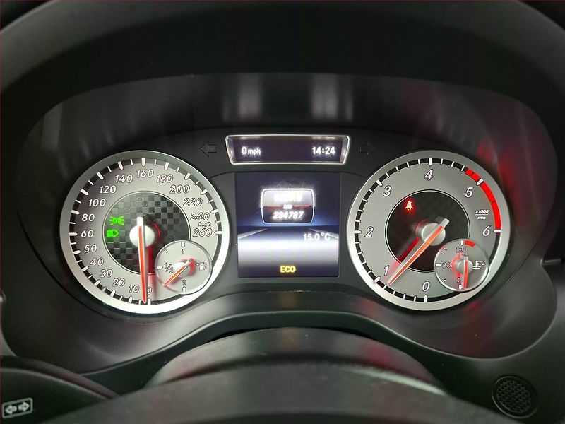 Mercedes-Benz Třídy A (2014) A 180 d, Navi, Xenony - fotka 11 z 20