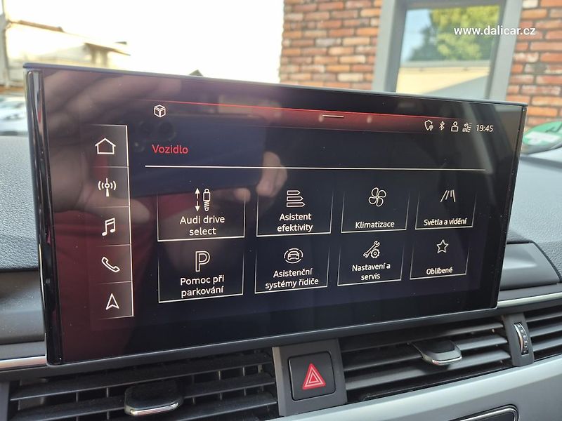 Audi A4 Avant (2020) 2.0TDi 120KW FullLed S-line    - fotka 27 z 58