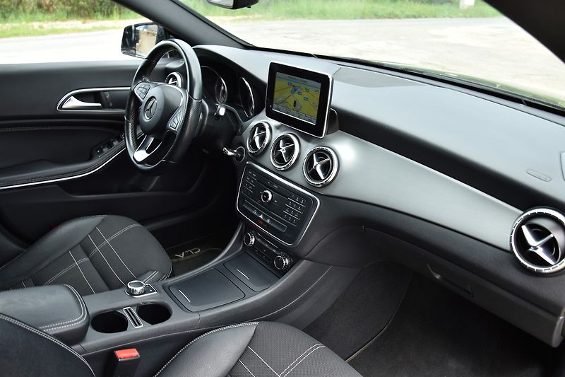 Mercedes-Benz CLA 200 CDi A/T,XENON,NAVI,KAMERA - fotka 44 z 50