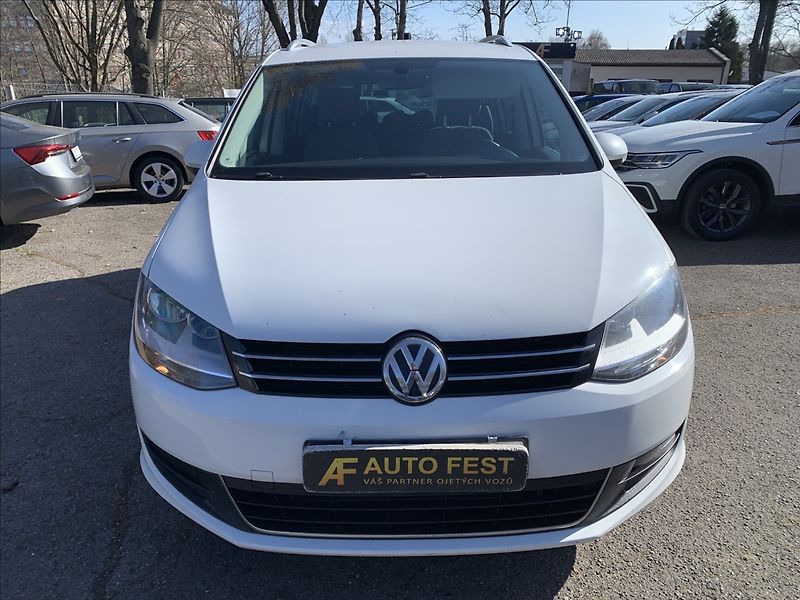 Volkswagen Sharan 2,0 TDI 4x4 7.MÍST,ČR SERVISKA - fotka 2 z 23