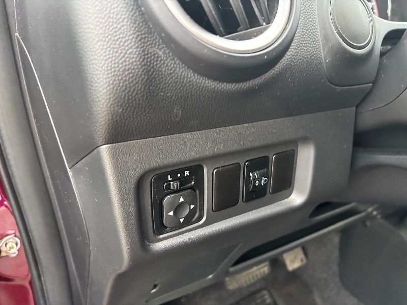 Mitsubishi Space Star 1,2 MIVEC AT - fotka 13 z 26