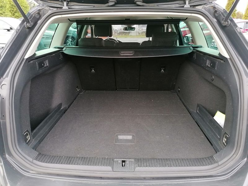 Volkswagen Passat (2016) 2.0 TDi DSG Highline,LED - fotka 18 z 27