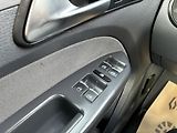 Volkswagen Touran 2.0TDi 103kW DSG NEZÁVISLÉ TOP - náhled 27