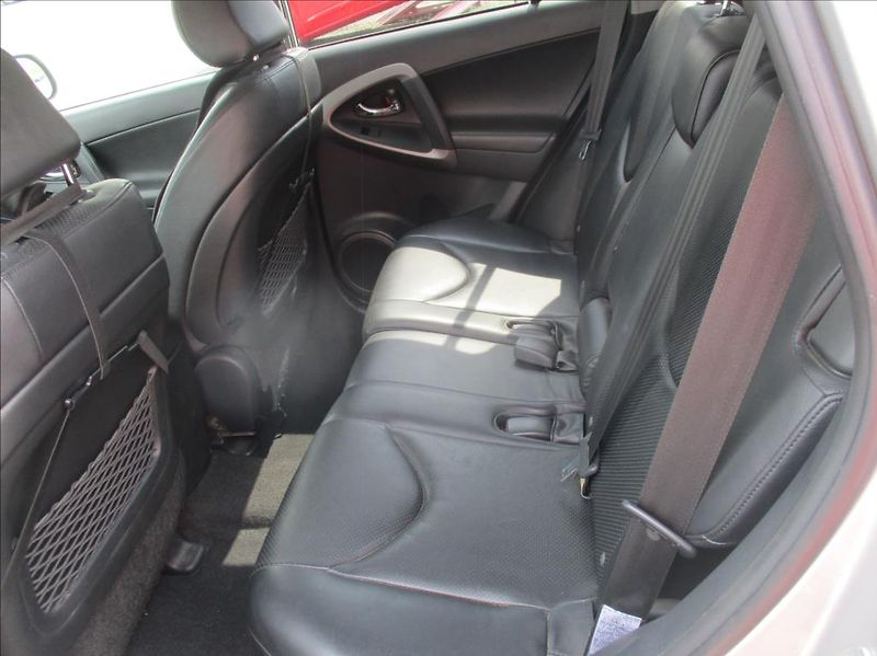 Toyota RAV4 2,2 D, 4x4, aut klima,kamera, - fotka 9 z 22