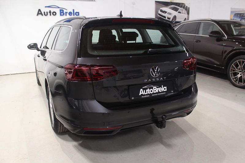 Volkswagen Passat (2022) 2.0TDI DSG Display LED TAŽNÉ - fotka 8 z 37