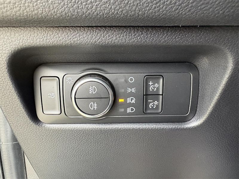 Ford Ranger (2026) Platinum, Dvojkabina, 3.0 EcoB - fotka 18 z 20