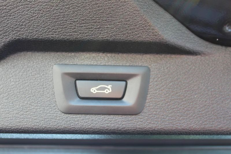 BMW X5 xDrive30d - fotka 24 z 25