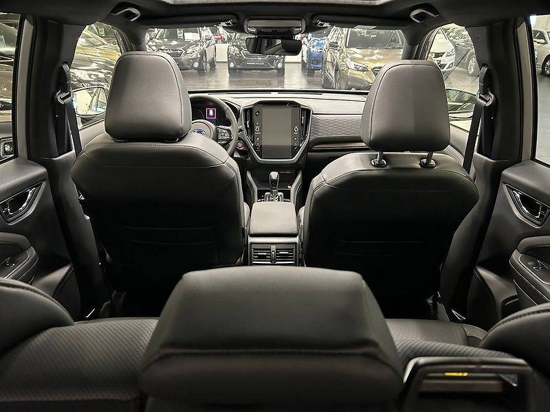 Subaru Forester (2025) 2.0 Touring 2025 4x4 nové | Zá - fotka 22 z 68