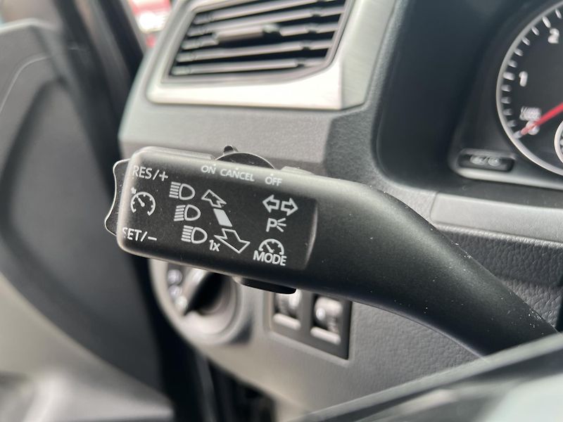 Volkswagen Caddy (2018) MAXI 2,0TDi 7 míst pěkný stav! - fotka 39 z 42