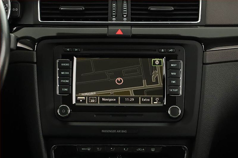 Škoda Superb (2014) Laurin&Klement 2.0 TDI, 4X4 - fotka 15 z 17