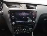 Škoda Octavia (2018) Style 1.6 TDI, Navi, Tempomat - náhled 15