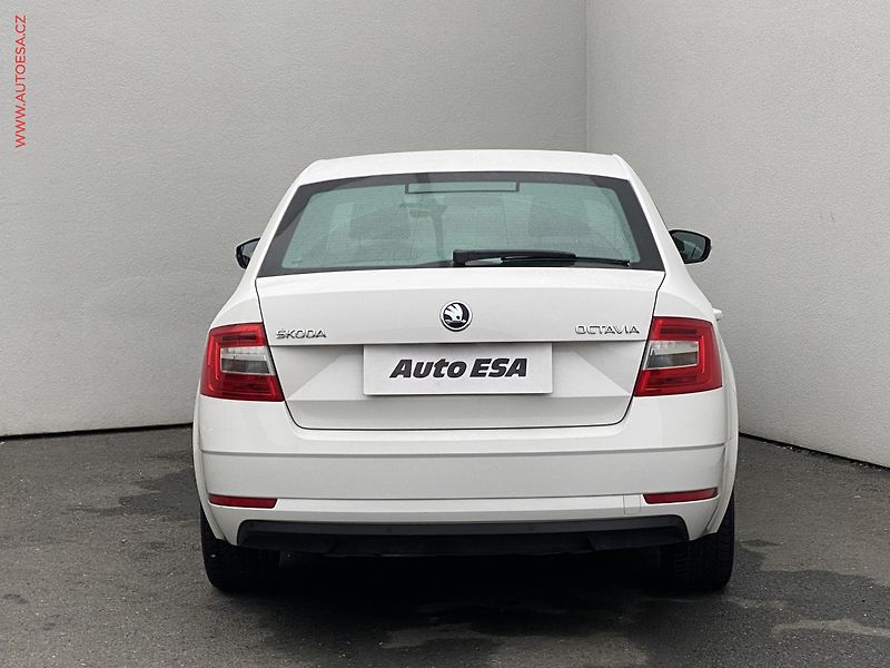 Škoda Octavia (2017) 1.6 TDi, ČR, Ambition - fotka 5 z 17