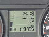 Škoda Fabia (2009) 1.2i 51kW -1.MAJITEL-KLIMA - náhled 14