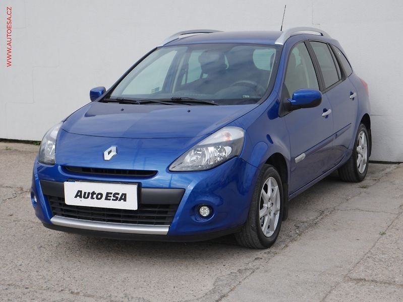 Renault Clio (2011) 1.2i, 1.maj,ČR, AC, park - fotka 3 z 16