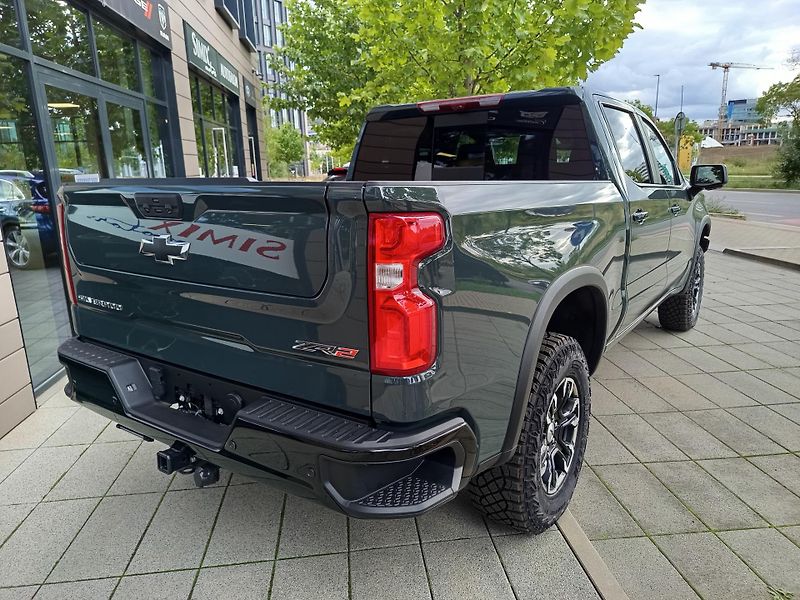 Chevrolet Silverado (2026) ZR2, NOVÝ VŮZ SKLADEM - fotka 4 z 22