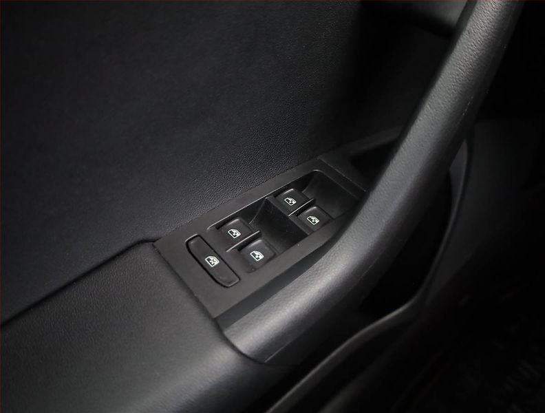 Škoda Octavia (2018) Style 1.8 TSI, Automat - fotka 16 z 19