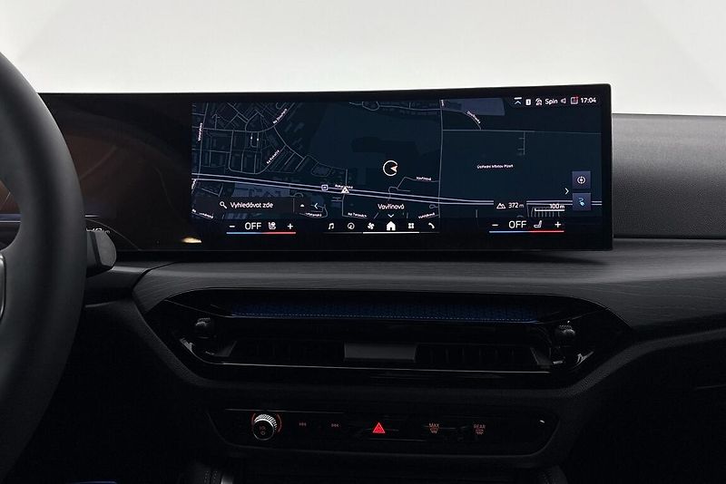 BMW i4 xDrive40 - fotka 11 z 14
