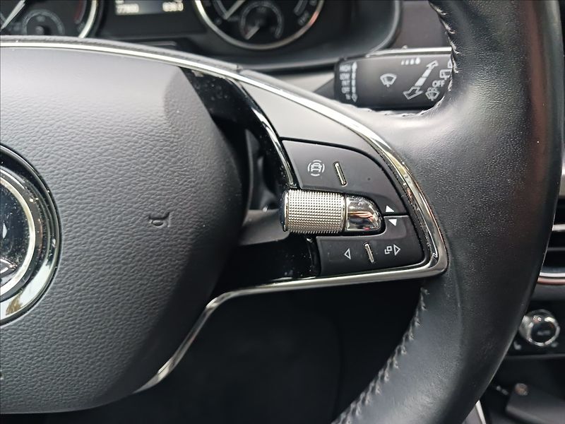 Škoda Kamiq 1,0 TSI 81KW STYLE - fotka 18 z 30