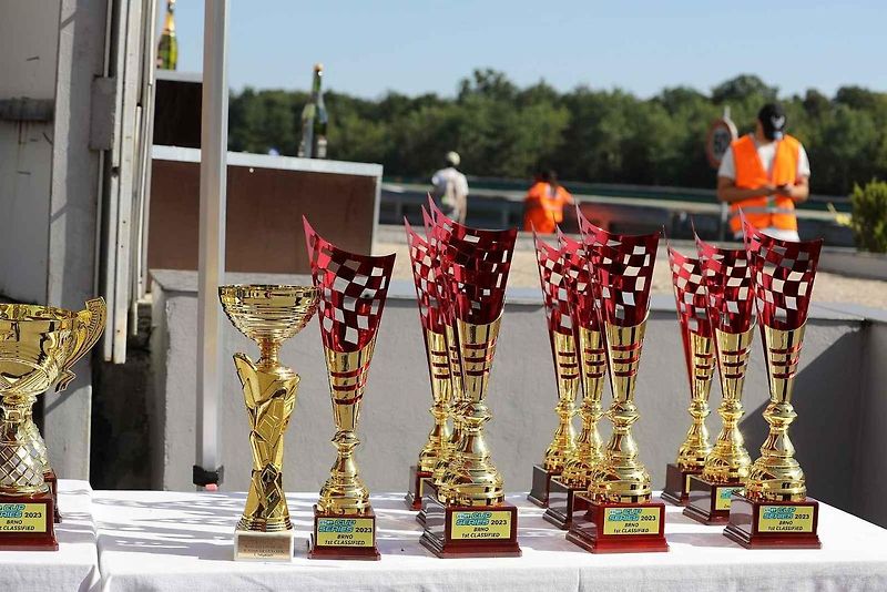 Druhý zářijový víkend patřil na Automotodromu Brno tradiční události Masaryk Racing Days.