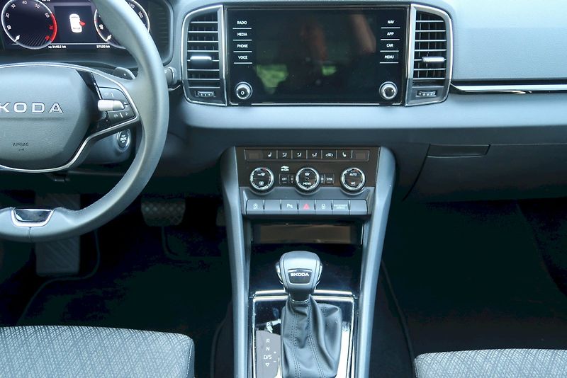Škoda Karoq (2025) Top Selection 1.5 TSI 110 kW D - fotka 24 z 28