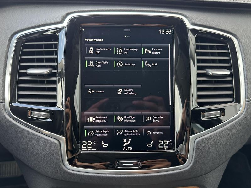 Volvo XC90 B5 (nafta) AWD // TZ // 1. maj - fotka 35 z 49