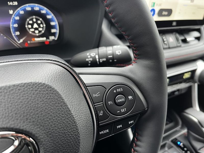 Toyota RAV4 2.5 Plug-in Hybrid ODBĚR IHNED - fotka 24 z 39