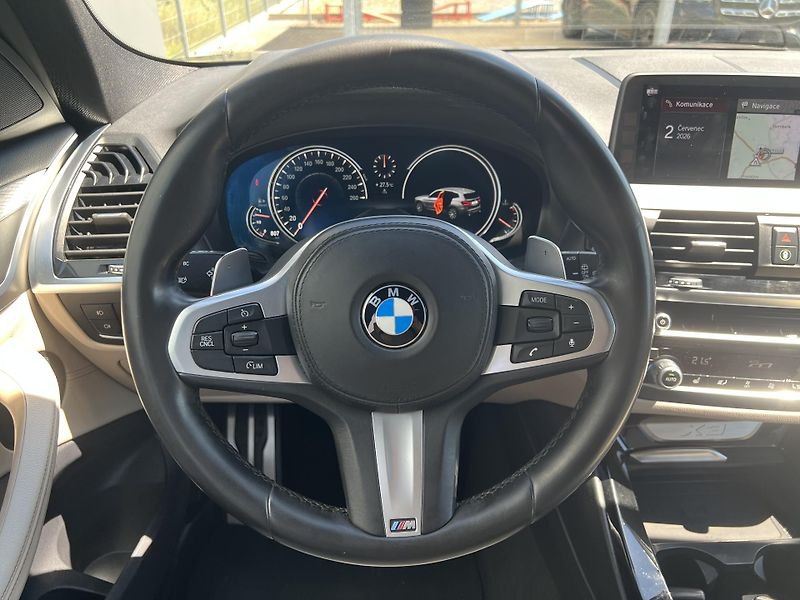 BMW X3 (2018) - fotka 11 z 41
