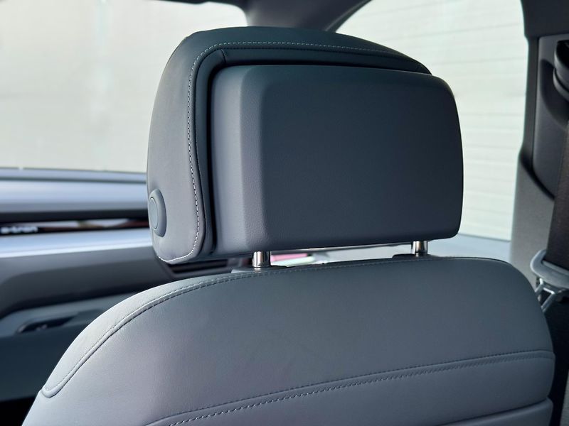 Audi e-tron Sportback 55 quattro S line - fotka 15 z 34