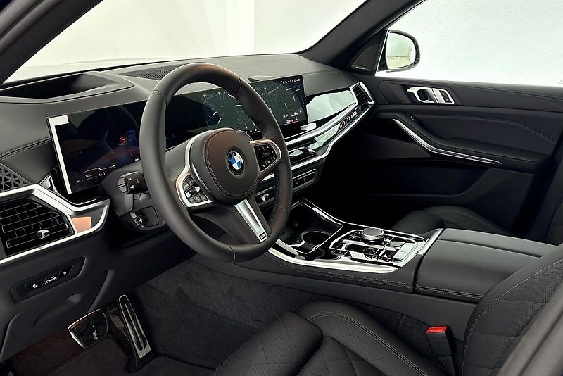 BMW X5 xDrive40d - fotka 6 z 26