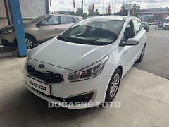 Kia Ceed (2017) 1.6CRDi, ČR, AC, tempo, park - fotografie inzerátu