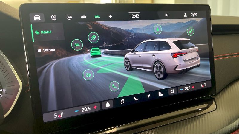 Škoda Octavia (2025) Kombi RS 2.0TSI 195kW DSG - fotka 22 z 31