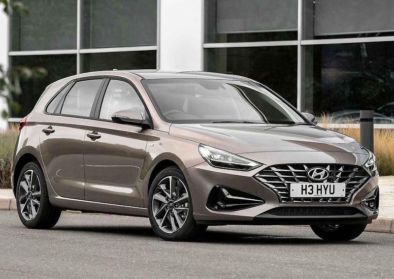 Značce Mercedes-Benz se stále daří zvyšovat prodeje