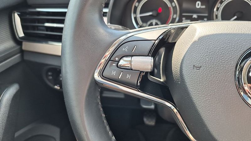 Škoda Scala 1.0 TSI 81KW Style - fotka 14 z 25