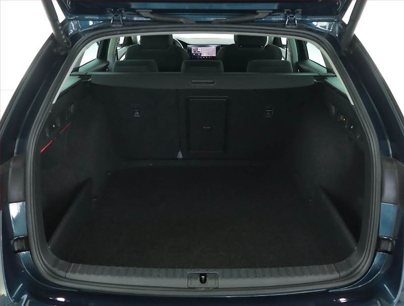Škoda Octavia (2023) Style 2.0 TDI, Automat - fotka 14 z 17