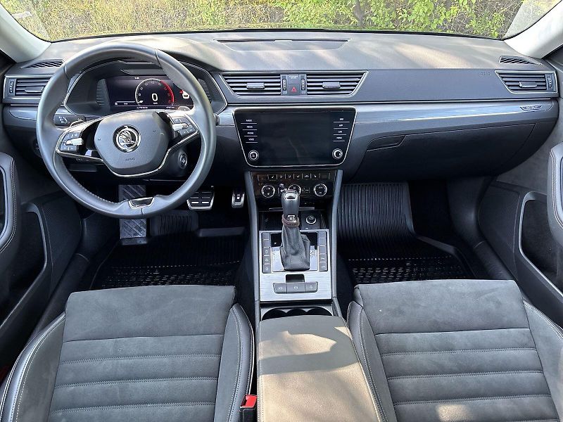 Škoda Superb (2024) Combi 2.0 TDI 4x4 DSG Scout - fotka 5 z 33