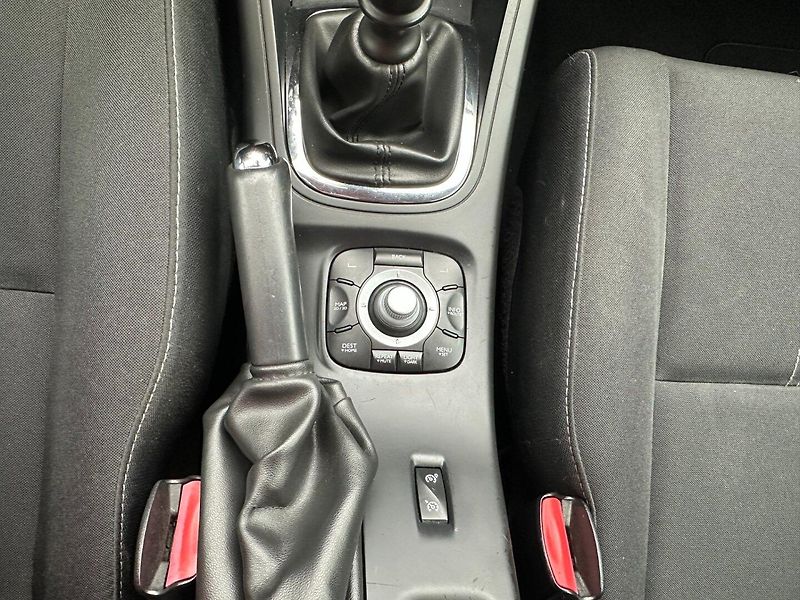 Renault Mégane III Sportour 1.5 DCi 81kW/Navi - fotka 31 z 34