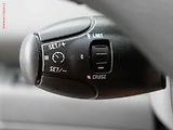 Peugeot 5008 (2015) 2.0 HDi, AC, navi, park.asist - náhled 15