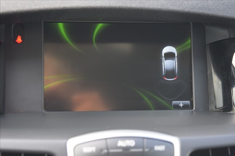 Renault Laguna 2,0 dCi 110KW NATÁČ. ZAD.NÁP. - fotka 41 z 49