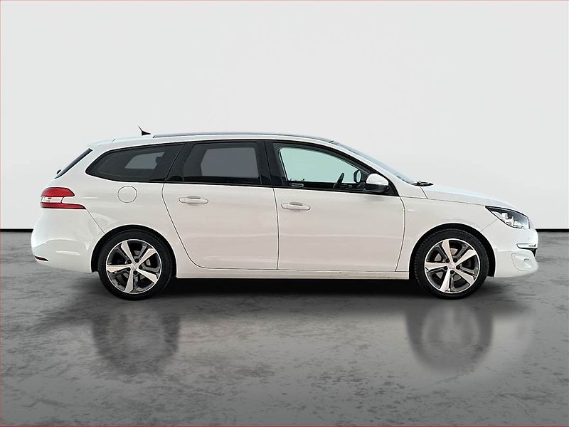 Peugeot 308 (2015) 2.0 HDI, Automat, Navi - fotka 6 z 21