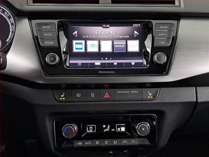 Škoda Fabia (2019) Style 1.0 TSI, Tempomat - fotka 12 z 16
