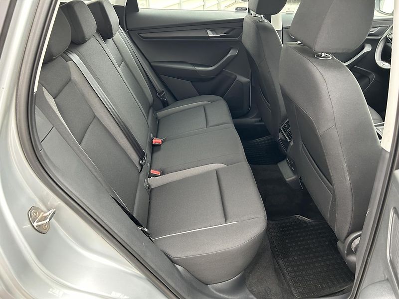 Škoda Karoq 1.5 TSI Active - fotka 8 z 26