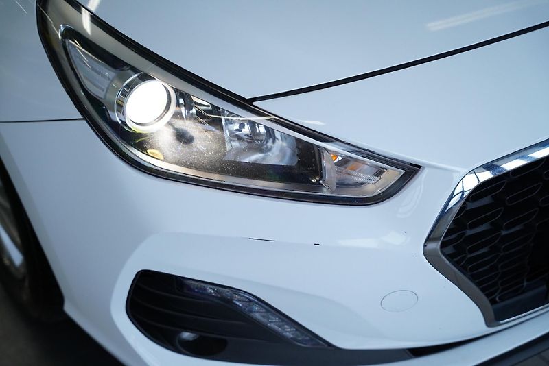 Hyundai i30 - fotka 9 z 23