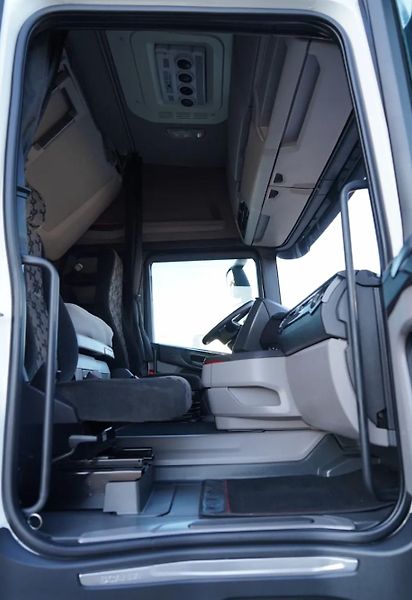 Scania (2019) R730 6x4 tahač 180t EURO 6 - fotka 15 z 25