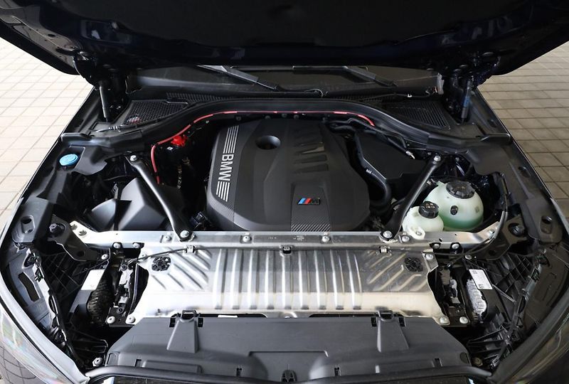 BMW X3 M50 xDrive - fotka 9 z 18