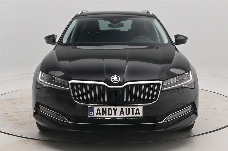Škoda Superb 2,0 TDI 110 kW DSG Style Záruk - fotka 2 z 32