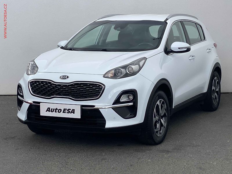 Kia Sportage (2018) 1.6 GDi, Vision, navi, kamera - fotka 3 z 18