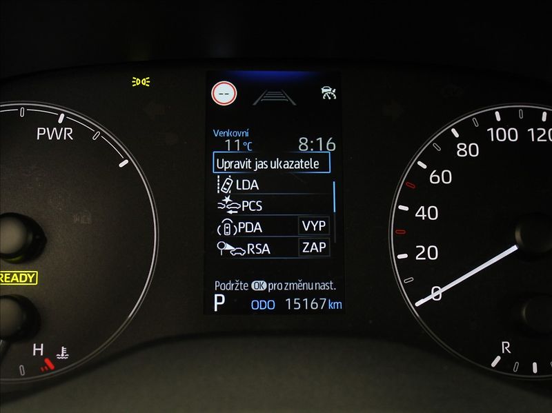 Mazda 2 Hybrid 1,5 HEV Centre-Line 12 690km - fotka 21 z 21
