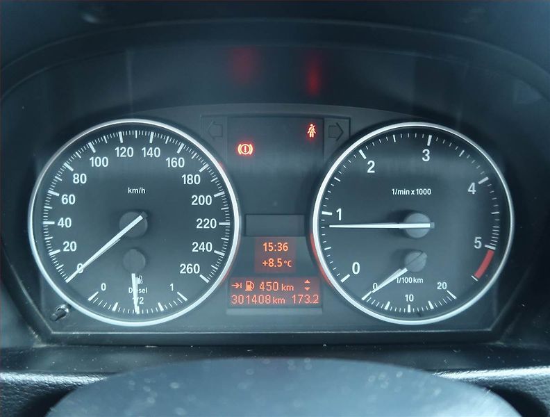 Volkswagen Passat (2015) 2.0 TDI, Navi, Tempomat - fotka 8 z 18