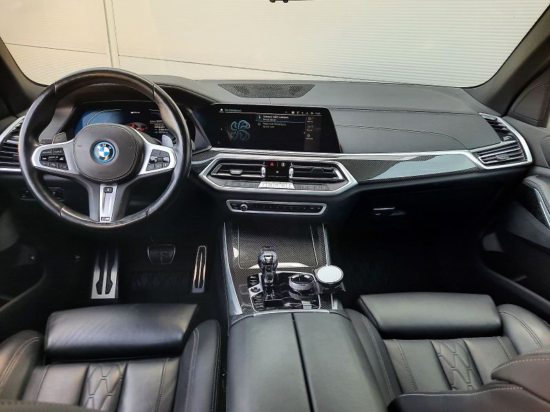 BMW X5 (2021) xDrive45e M Sport - fotka 11 z 12